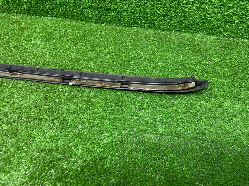 Молдинг лобового стекла, 2300 рублей, Москва