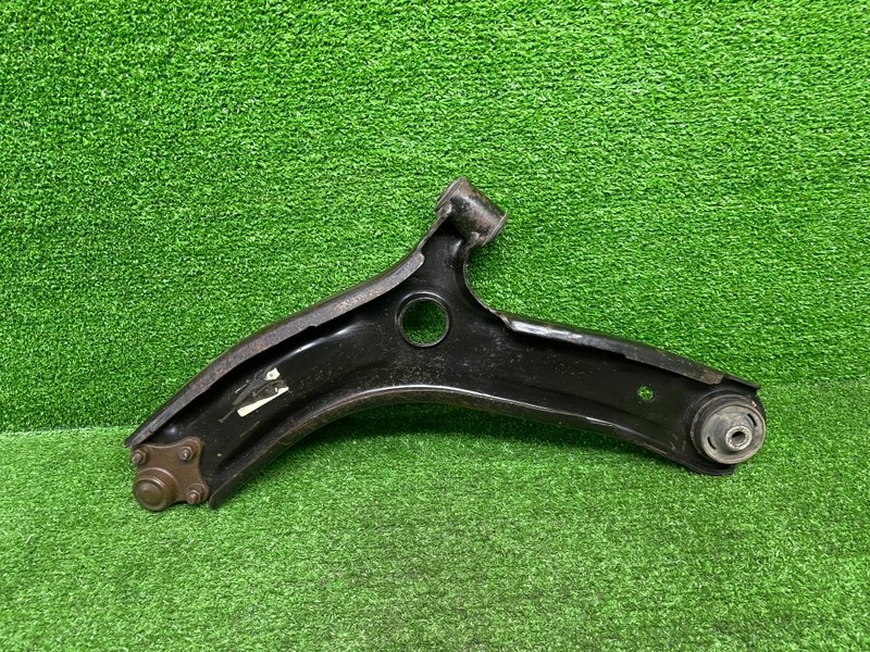 Рычаг передний правый, 3000 рублей, Москва