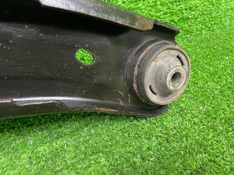 Рычаг передний правый, 3000 рублей, Москва