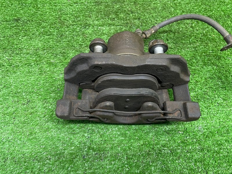 Суппорт тормозной передний правый, 1150 рублей, Москва