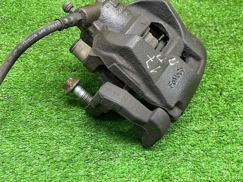 Суппорт тормозной передний правый, 2000 рублей, Москва