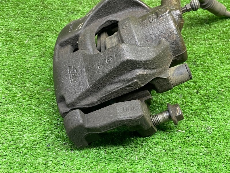 Суппорт тормозной передний правый, 2000 рублей, Москва