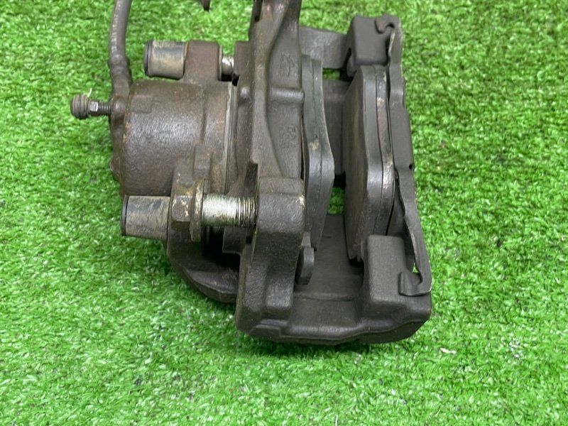 Суппорт тормозной передний правый, 2000 рублей, Москва