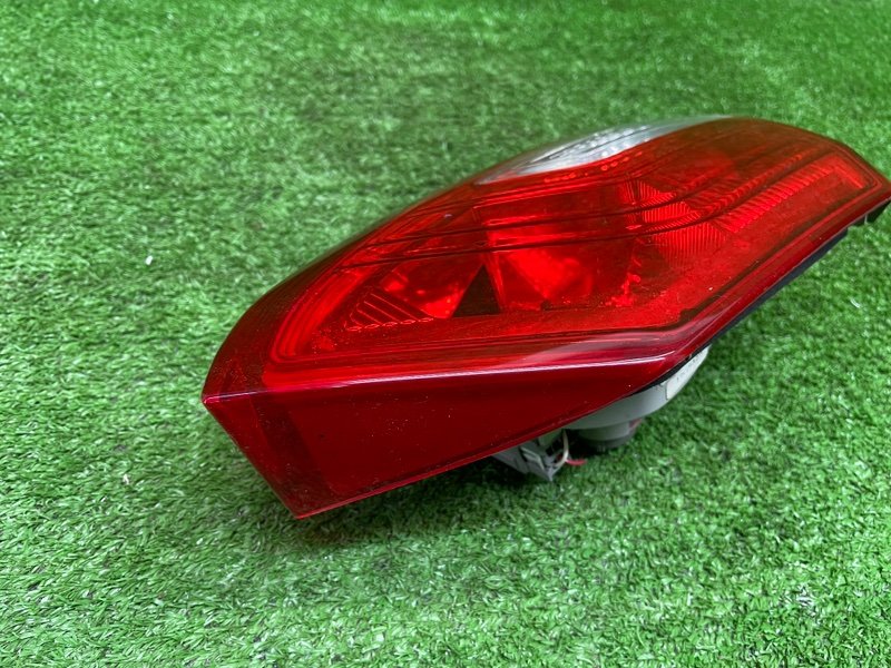 Фонарь задний правый, 7000 рублей, Москва