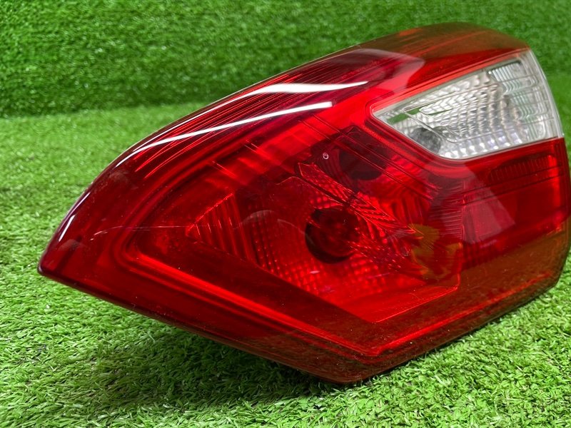 Фонарь задний правый, 7000 рублей, Москва