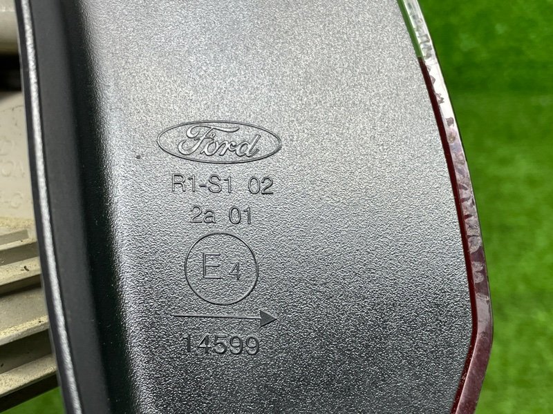 Фонарь задний правый, 7000 рублей, Москва