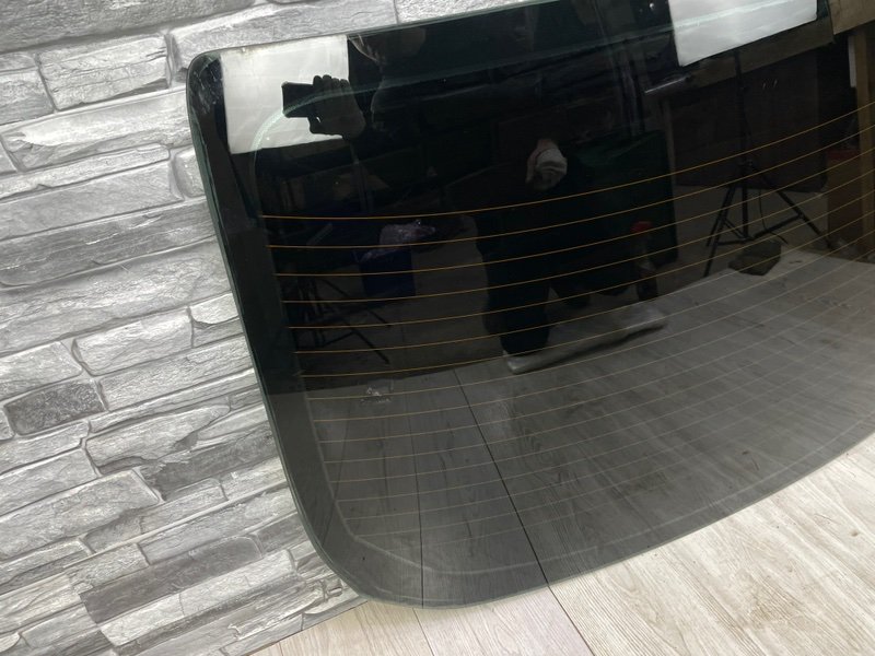 Стекло заднее, 2800 рублей, Москва