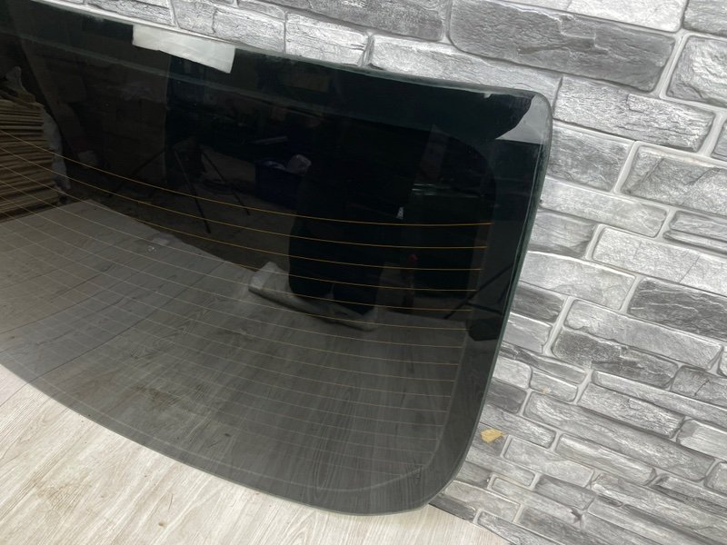 Стекло заднее, 2800 рублей, Москва