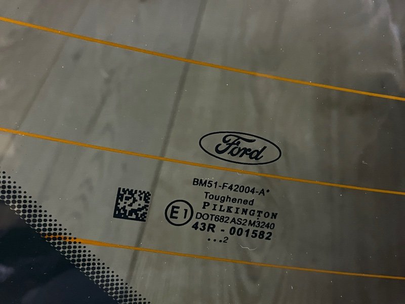 Стекло заднее, 2800 рублей, Москва