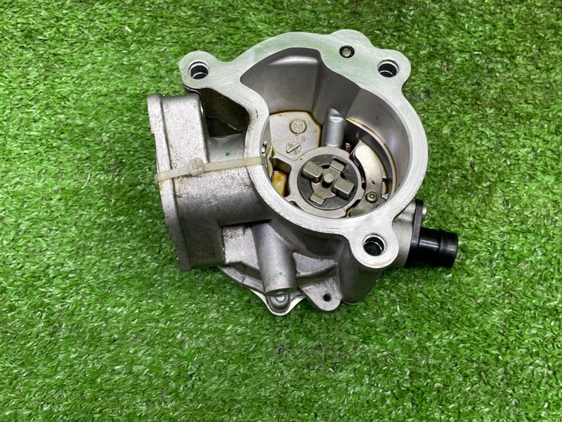 Насос вакуумный, 8000 рублей, Москва