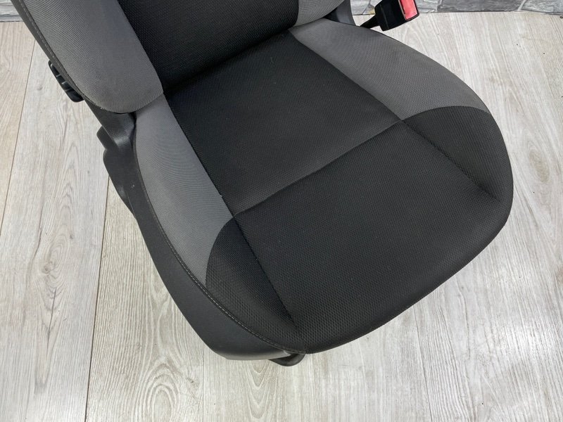 Сиденье переднее правое, 7000 рублей, Москва