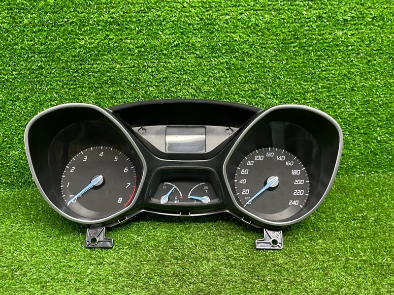 Панель приборов, 1550 рублей, Москва