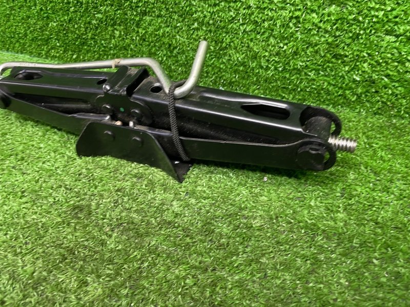 Домкрат, 3500 рублей, Москва