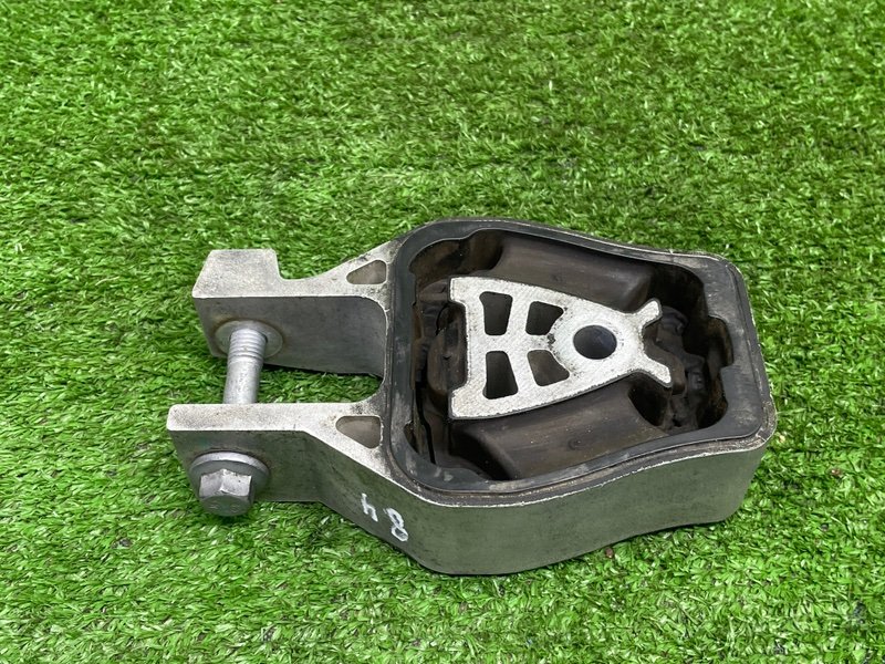 Опора двигателя, 2500 рублей, Москва