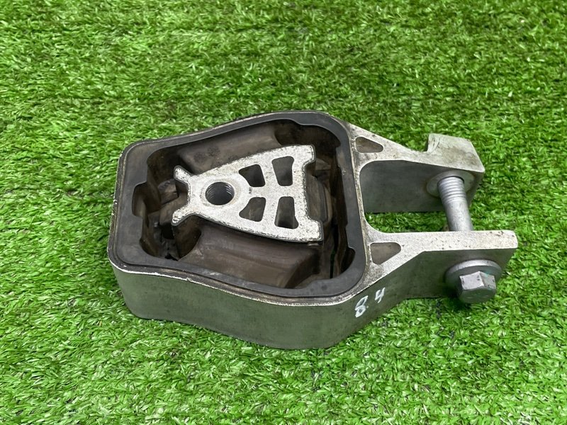 Опора двигателя, 2500 рублей, Москва