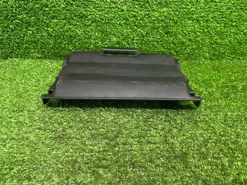 Крышка аккумулятора, 1000 рублей, Москва