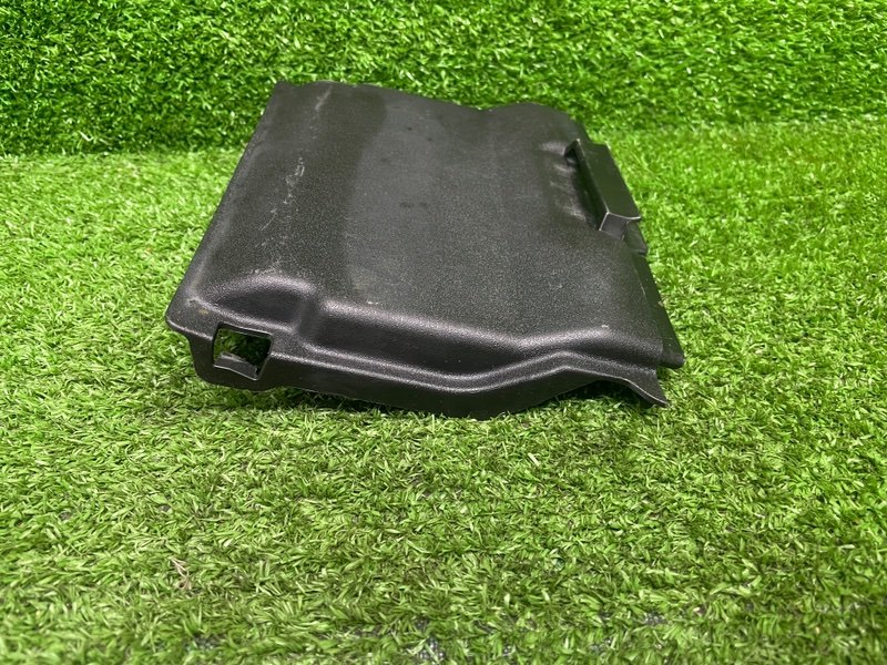 Крышка аккумулятора, 1000 рублей, Москва