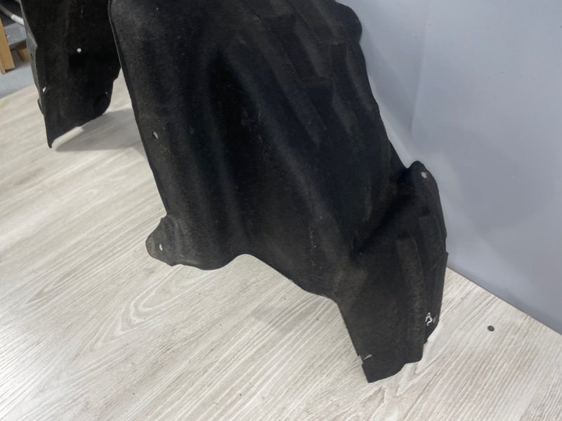 Подкрылок, 1500 рублей, Москва