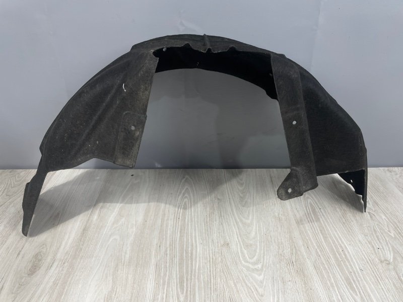 Подкрылок, 1500 рублей, Москва