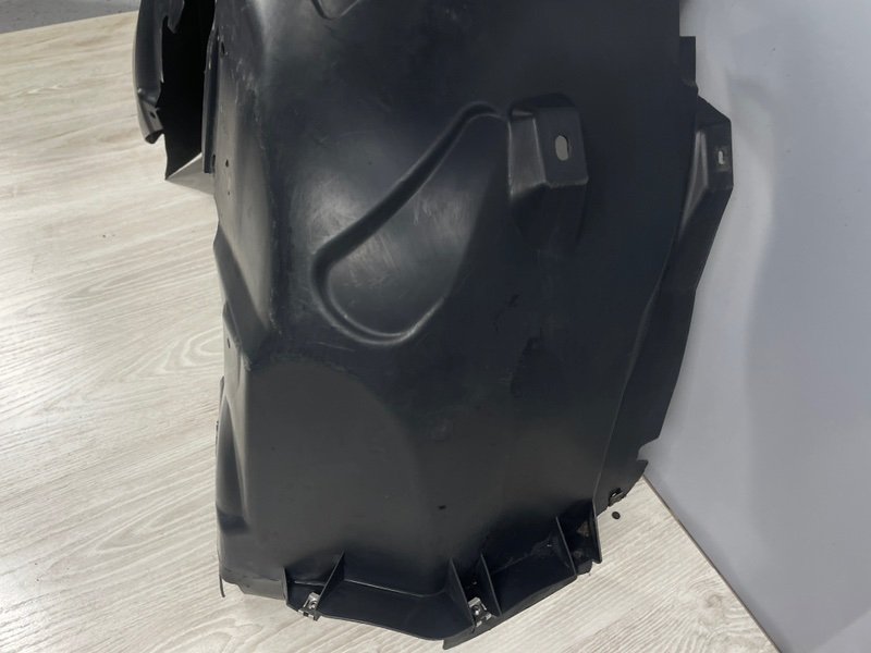 Подкрылок, 3000 рублей, Москва