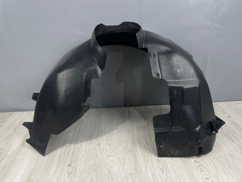 Подкрылок, 3050 рублей, Москва