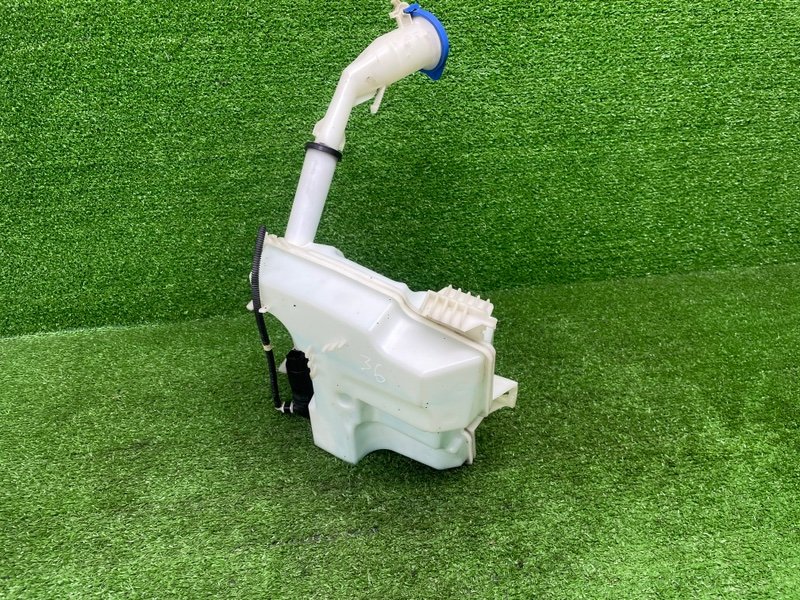 Бачок омывателя лобового стекла, 2000 рублей, Москва