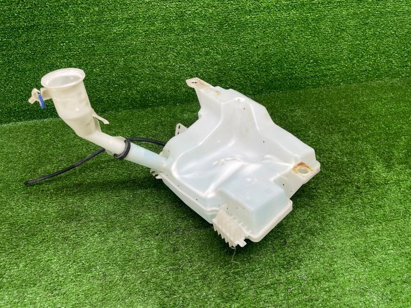 Бачок омывателя лобового стекла, 1700 рублей, Москва