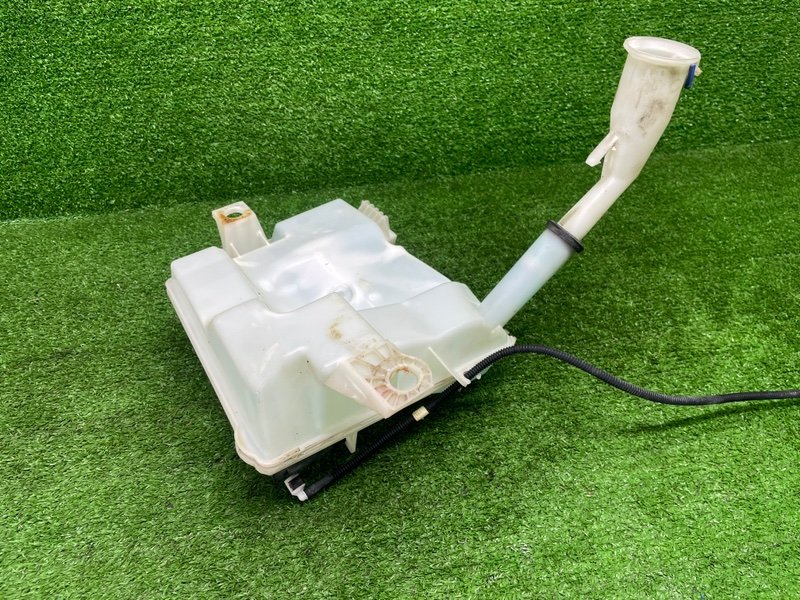 Бачок омывателя лобового стекла, 1700 рублей, Москва