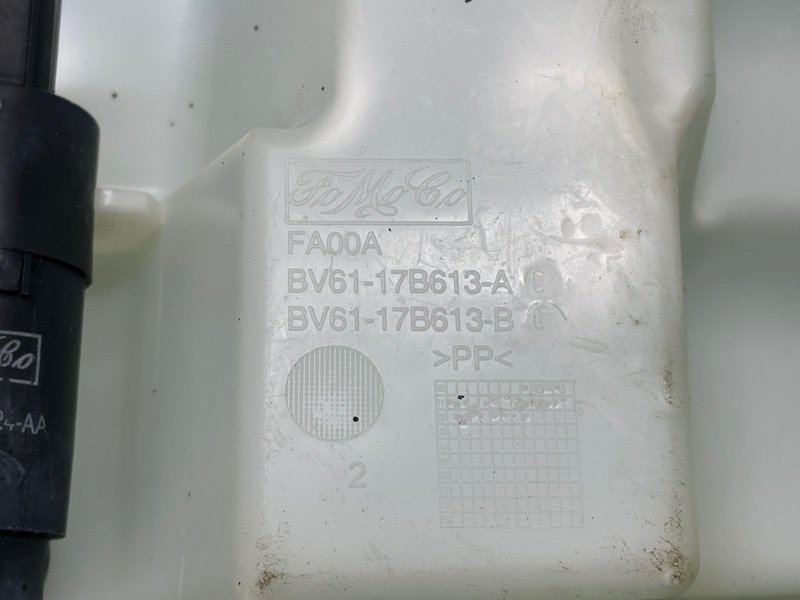 Бачок омывателя лобового стекла, 1700 рублей, Москва