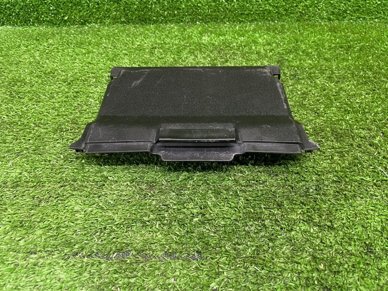 Крышка аккумулятора, 1000 рублей, Москва