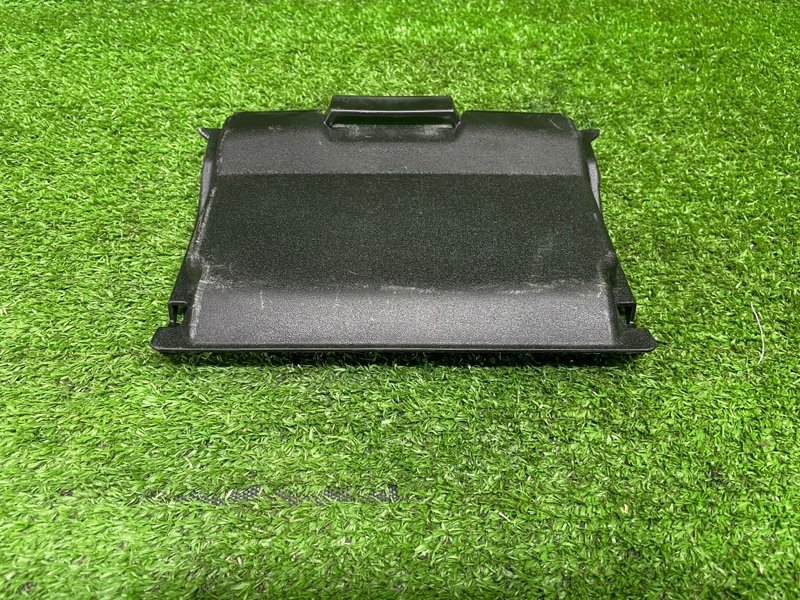 Крышка аккумулятора, 1000 рублей, Москва