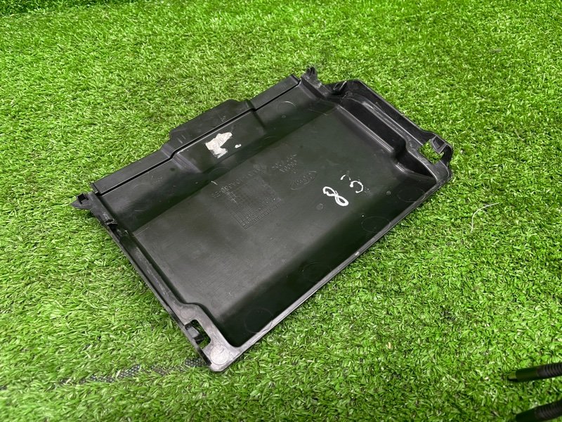 Крышка аккумулятора, 1000 рублей, Москва