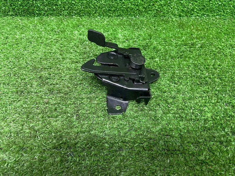 Замок капота, 1000 рублей, Москва