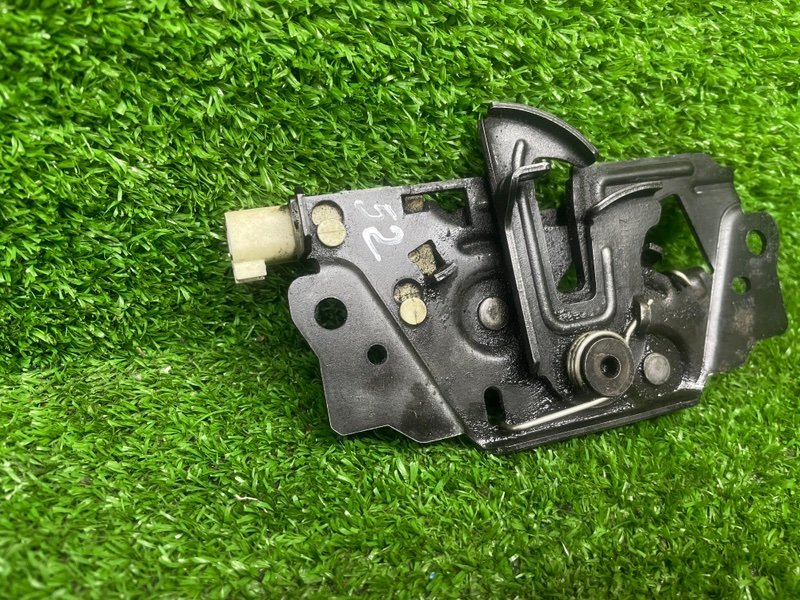 Замок капота, 1050 рублей, Москва