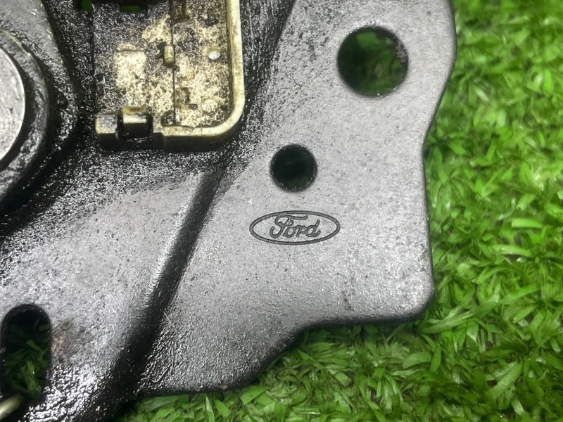 Замок капота, 1050 рублей, Москва