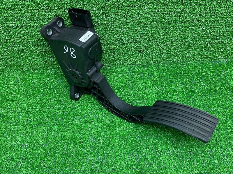 Педаль газа, 1050 рублей, Москва