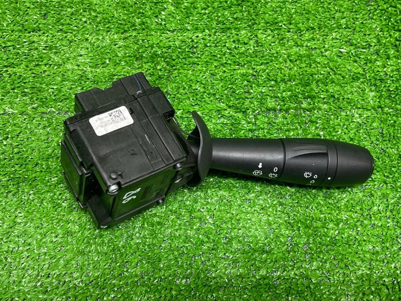 Переключатель стеклоочистителей, 2000 рублей, Москва