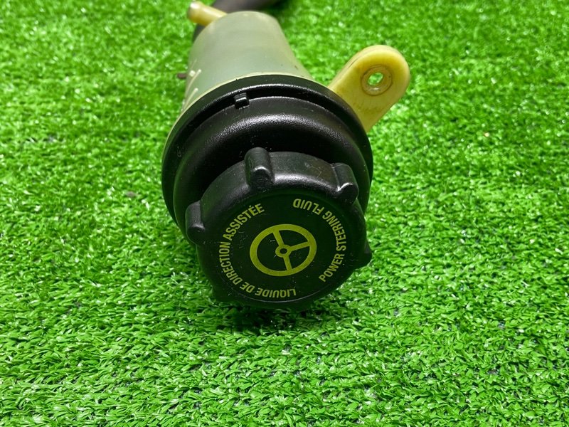 Бачок гидроусилителя руля, 2100 рублей, Москва