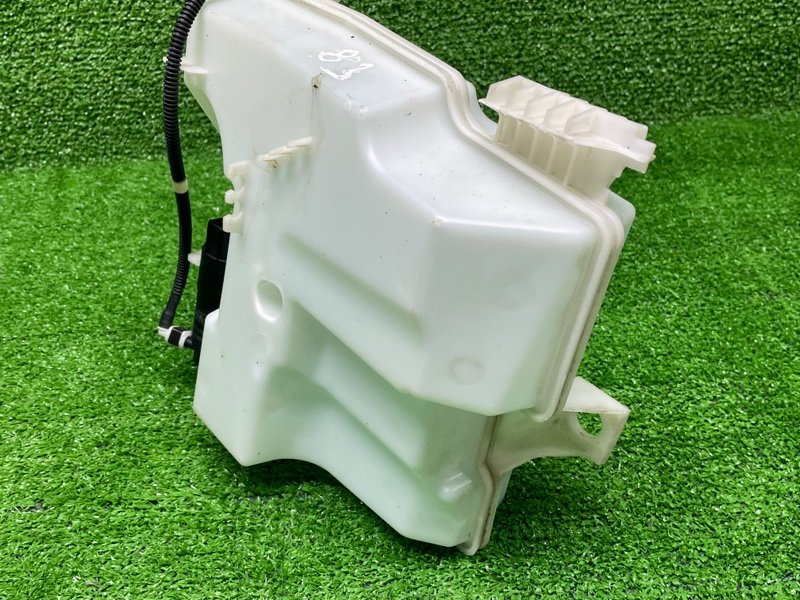 Бачок омывателя лобового стекла, 2000 рублей, Москва