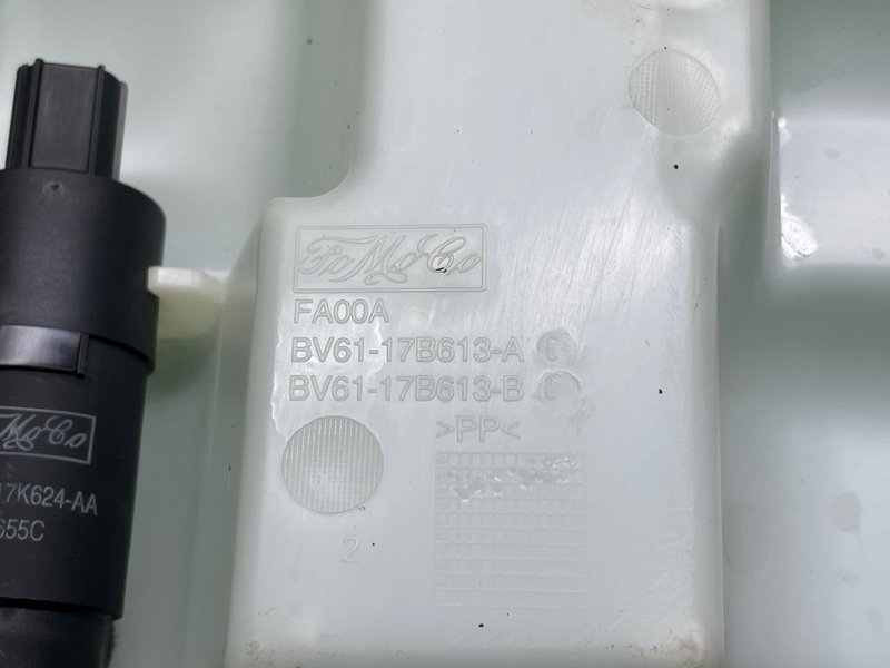 Бачок омывателя лобового стекла, 2000 рублей, Москва