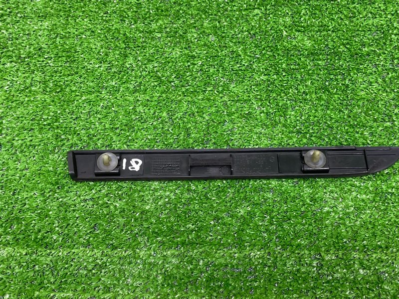 Молдинг стекла, 1000 рублей, Москва