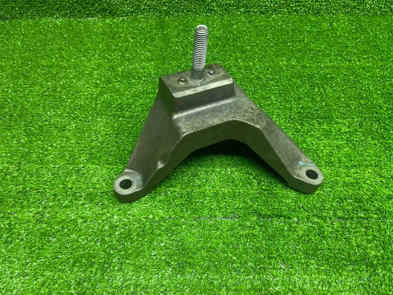 Кронштейн КПП, 1000 рублей, Москва