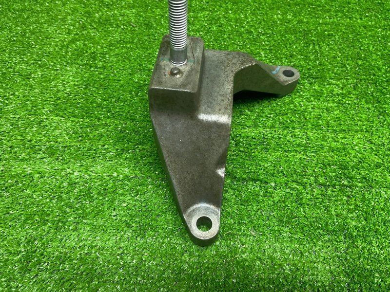 Кронштейн КПП, 1000 рублей, Москва