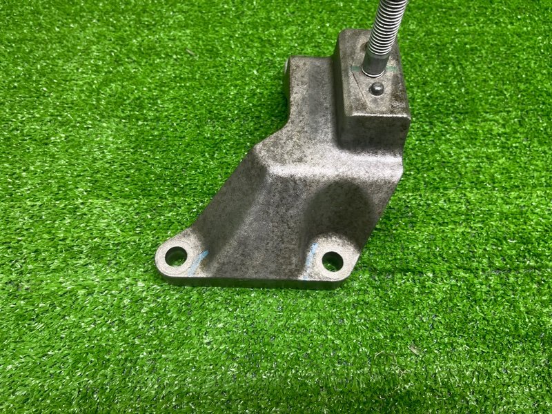 Кронштейн КПП, 1000 рублей, Москва