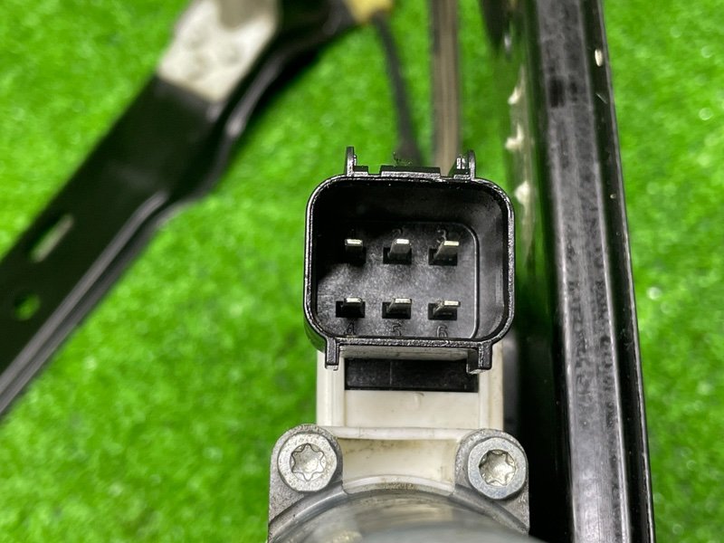 Стеклоподъемник передний, 3100 рублей, Москва