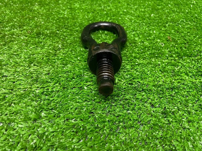 Крюк буксировочный, Москва