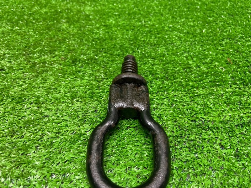 Крюк буксировочный, Москва