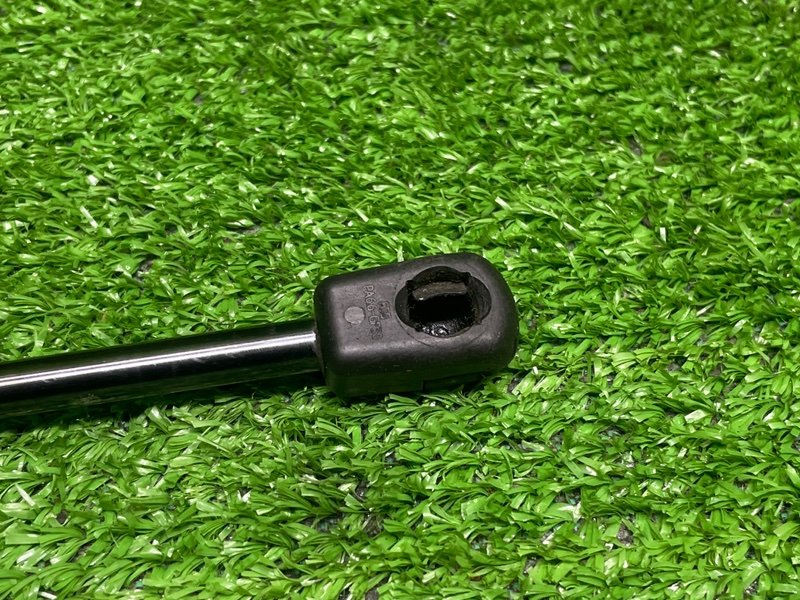 Амортизатор капота, 2000 рублей, Москва