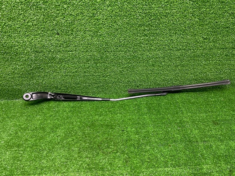 Поводок стеклоочистителя передний, 2000 рублей, Москва