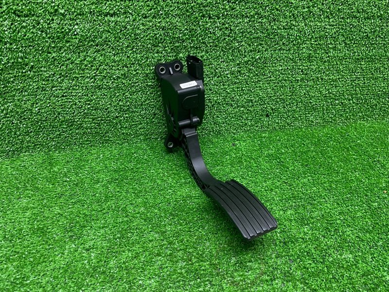 Педаль газа, 1150 рублей, Москва